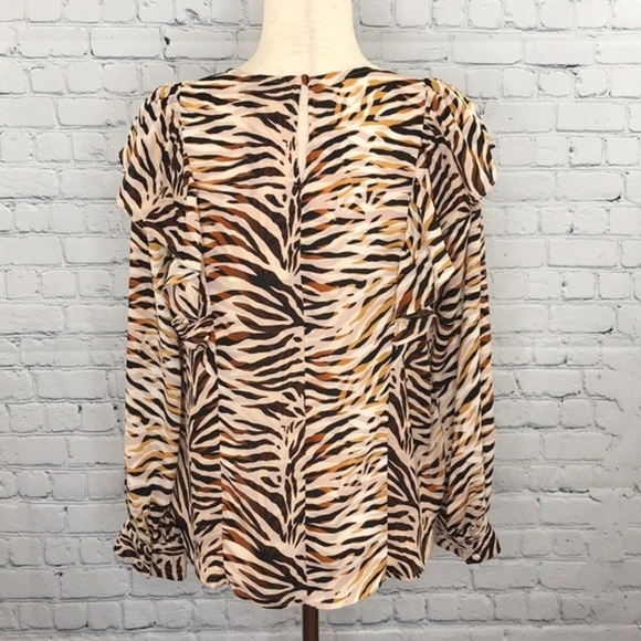 WHO WHAT WEAR Animal Print Blouse Top sz S - Picture 3 of 9